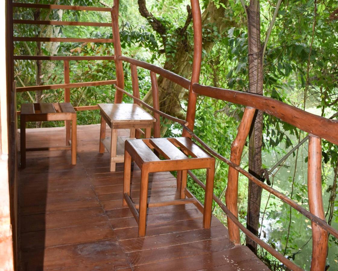 Kumbuk Tree House Villa Tissamaharama Eksteriør bilde