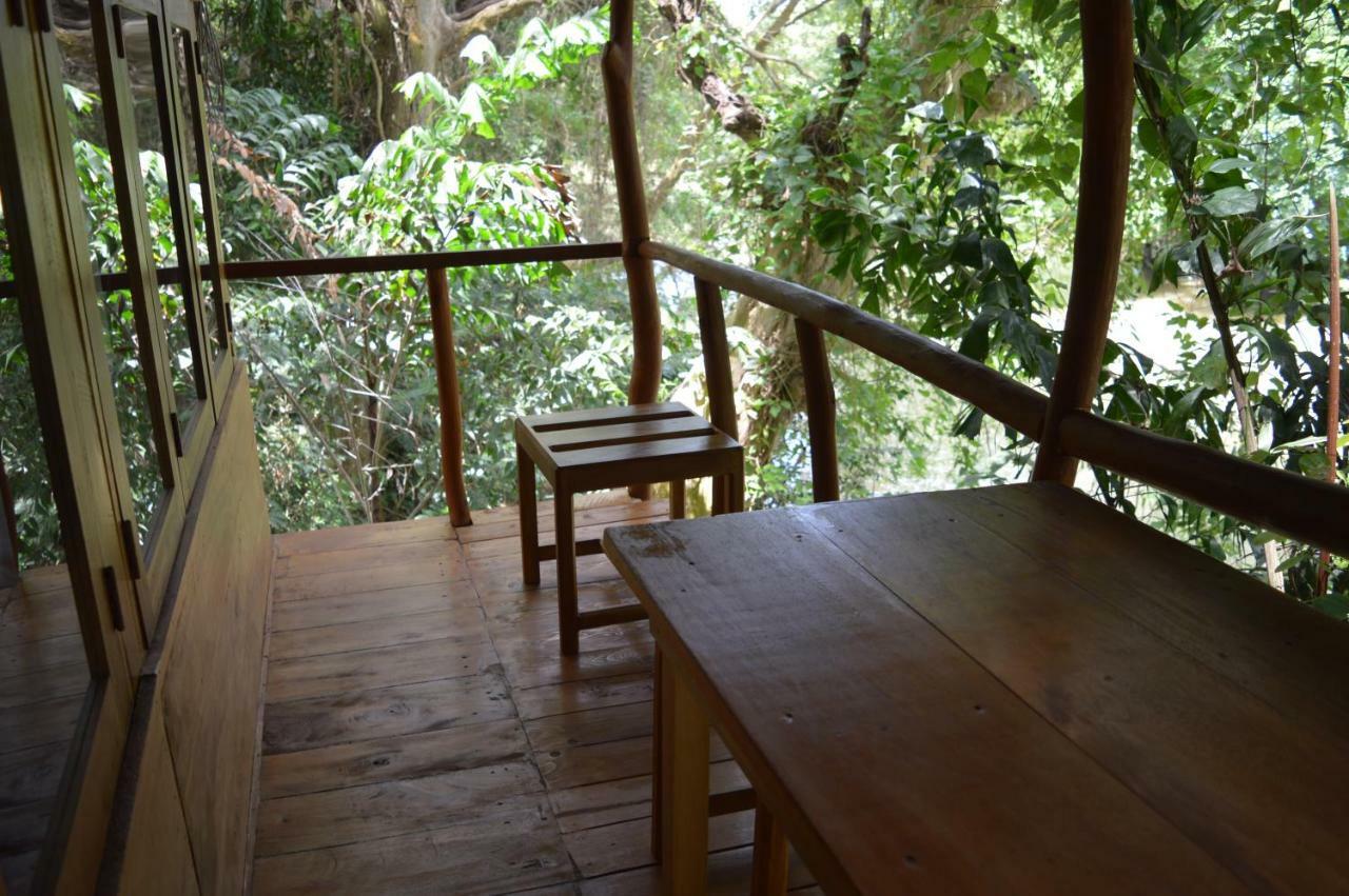 Kumbuk Tree House Villa Tissamaharama Eksteriør bilde
